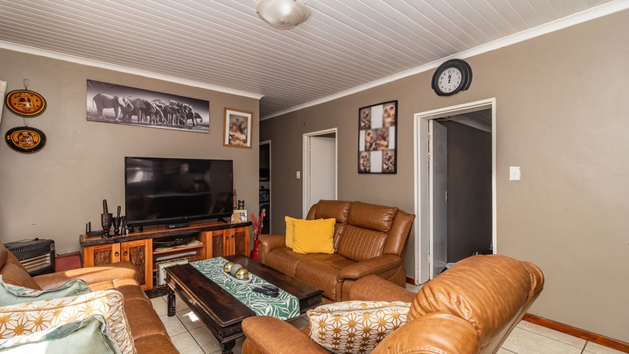 4 Bedroom Property for Sale in Paarl East Western Cape